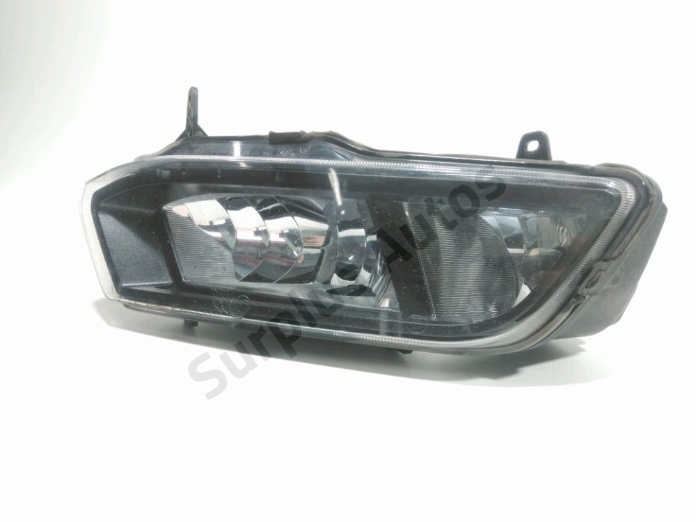 Feu diurne avant droit