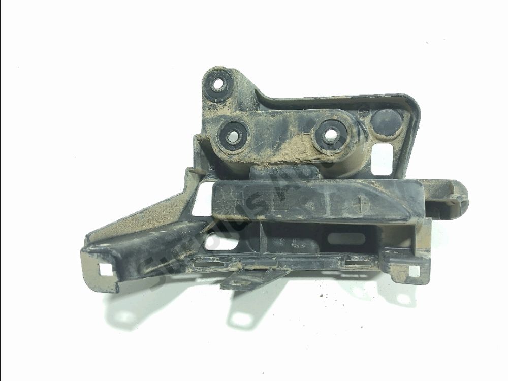 Support gauche de pare-choc arrière