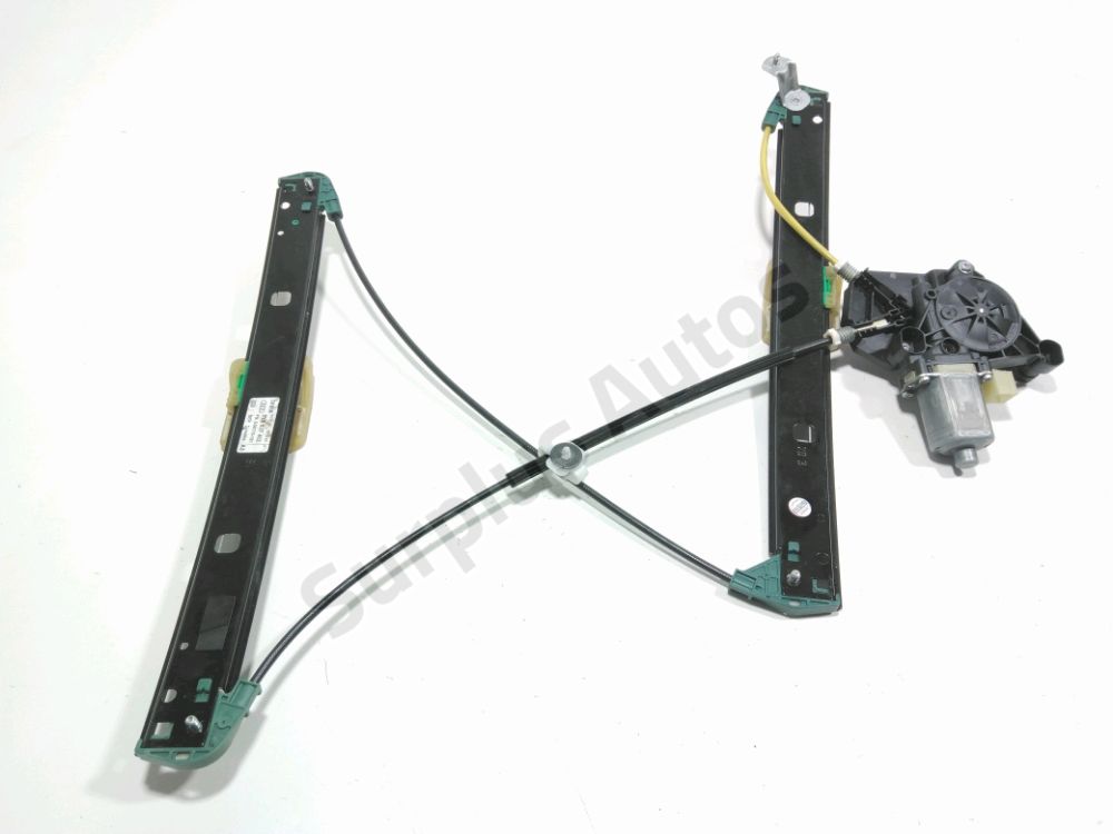 Lève-vitre électrique avant droit