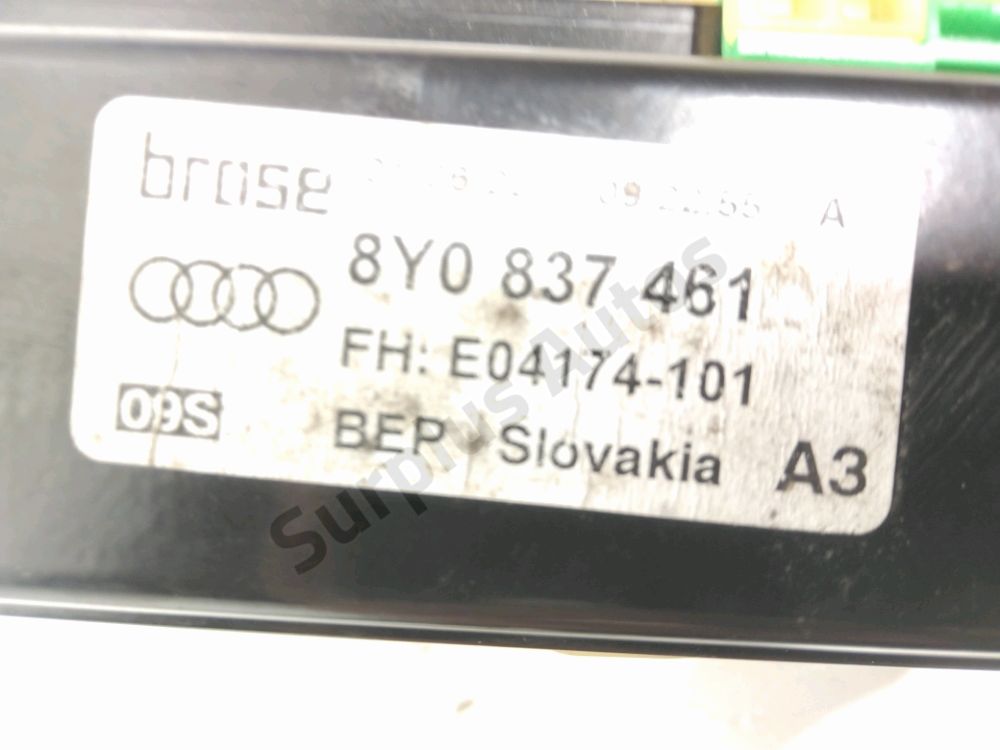 Lève-vitre électrique avant gauche