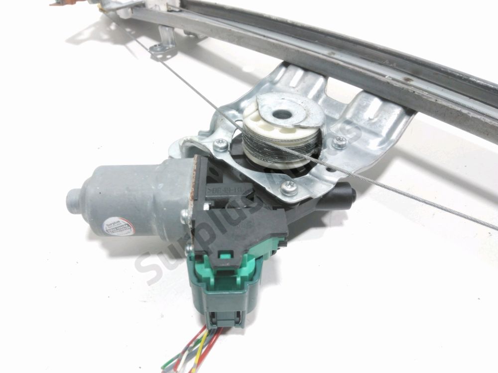 Lève-vitre électrique avant gauche