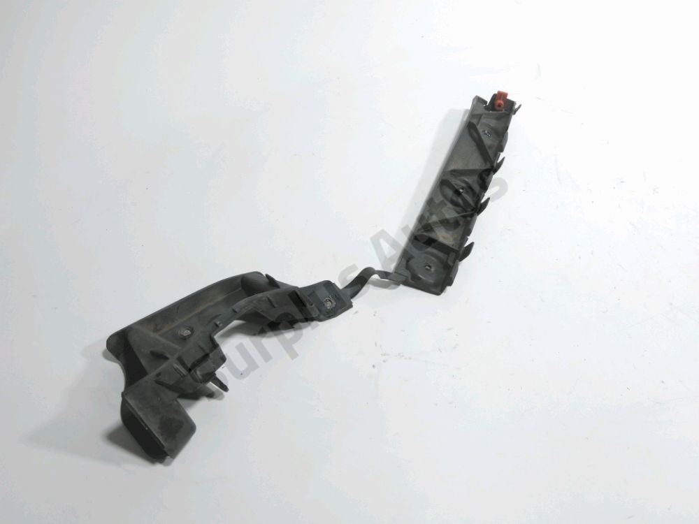 Support gauche de pare-choc arrière