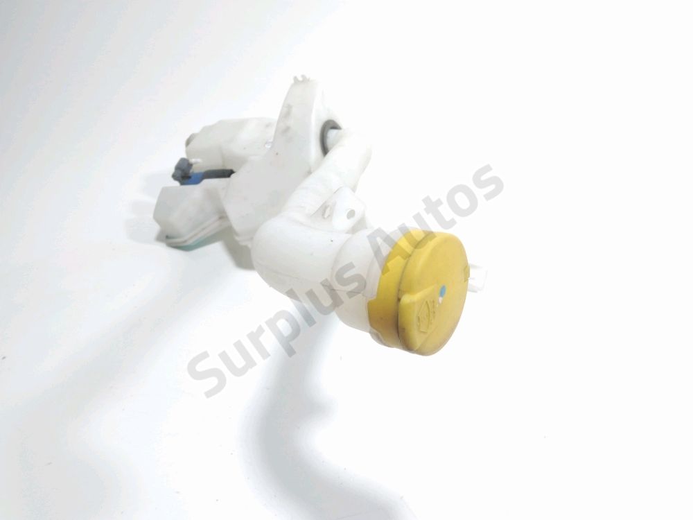 Réservoir de lave glace avant