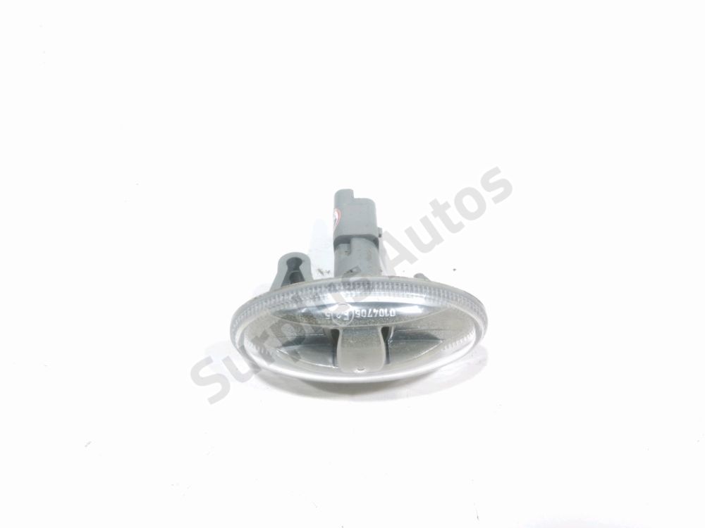 Répétiteur d'aile gauche