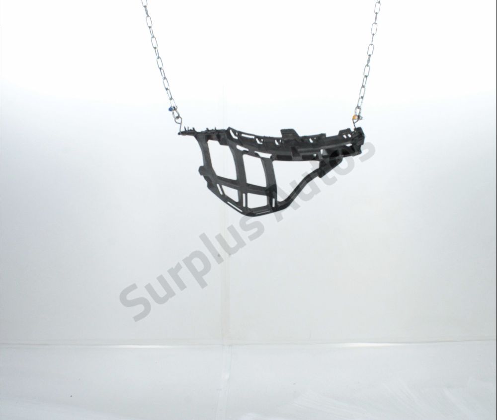 Support gauche de pare-choc arriere