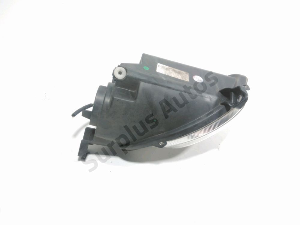 Feu diurne avant droit