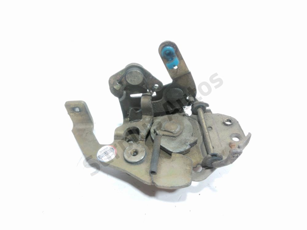 Serrure de porte avant droite