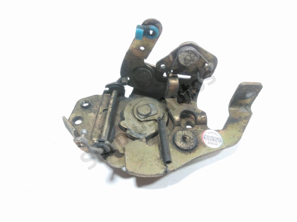 Serrure de porte avant gauche