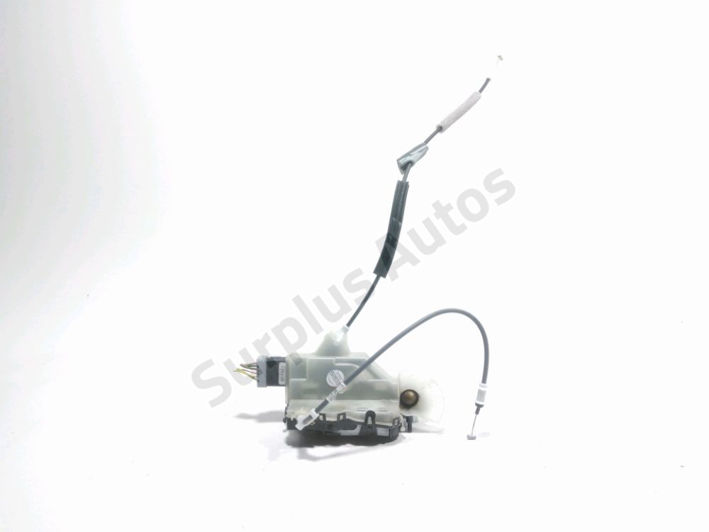 Serrure de porte avant gauche