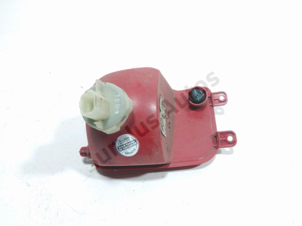 Feu de brouillard arrière gauche