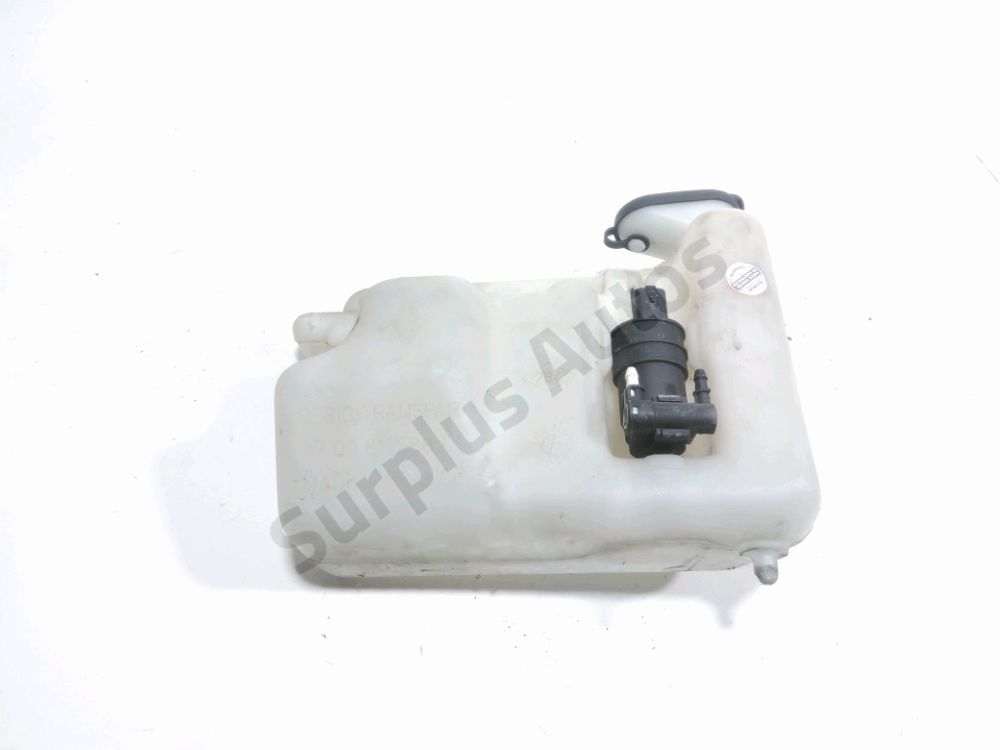 Réservoir de lave glace avant