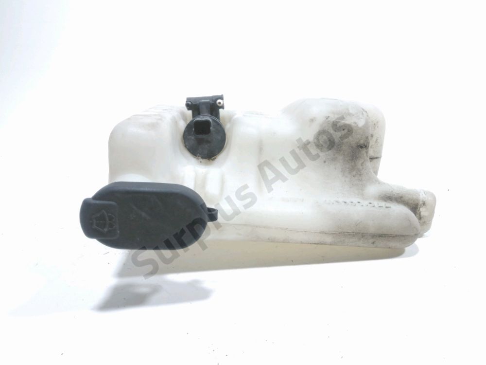 Réservoir de lave glace avant