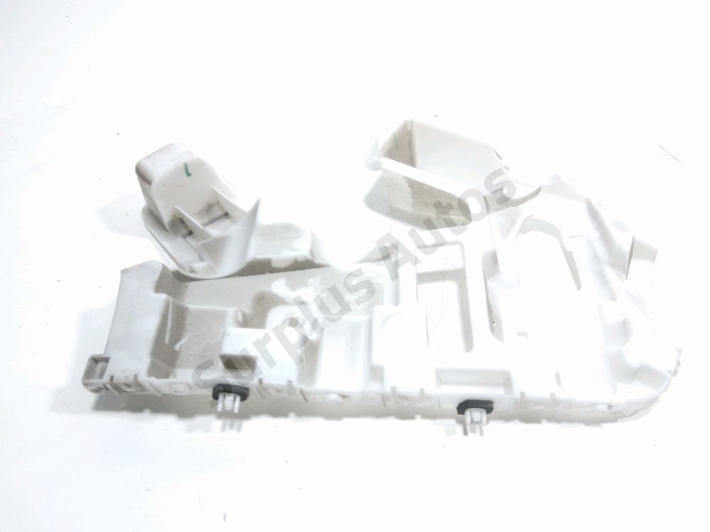 Support droit de pare-choc arrière