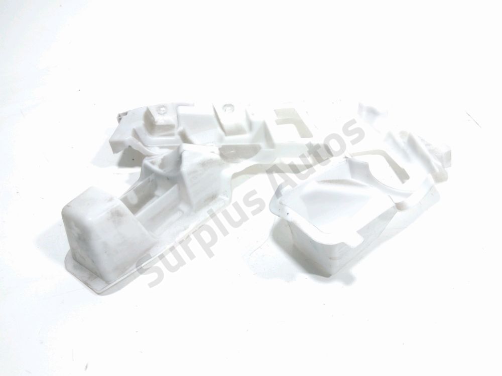 Support gauche de pare-choc arrière