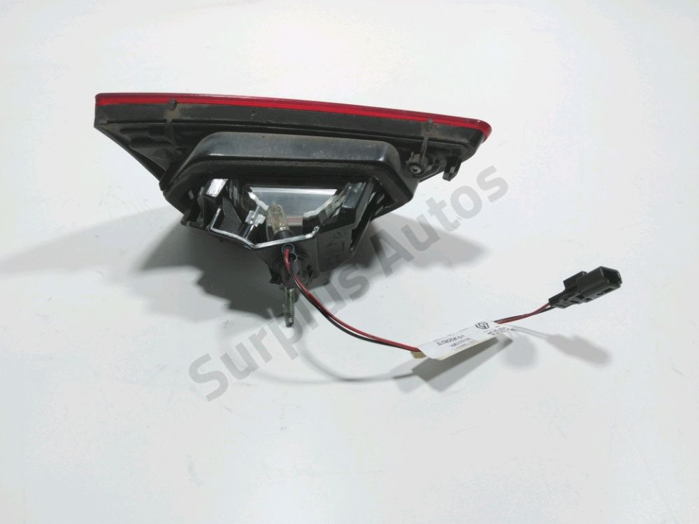 Feu arrière intérieur droit