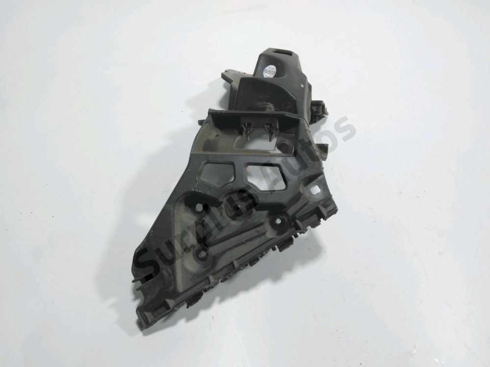 Support droit de pare-choc arrière