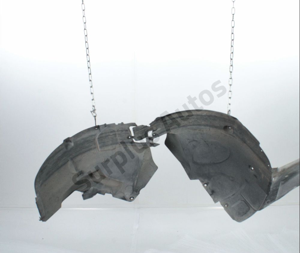 Pare-boue avant gauche