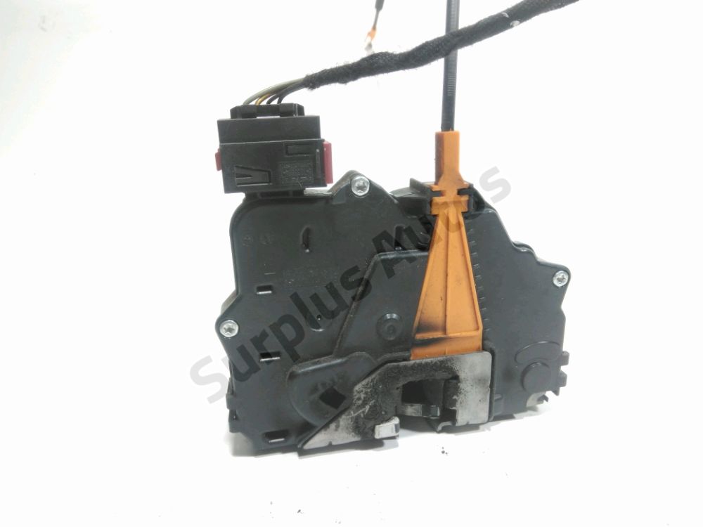 Serrure de porte avant gauche