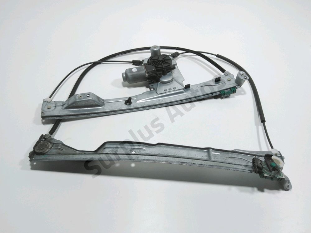 Lève-vitre électrique avant gauche