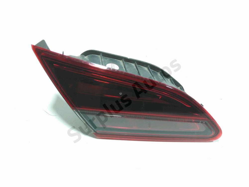 Feu arriere interieur gauche