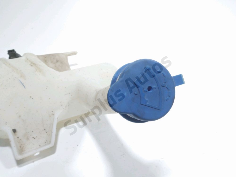 Réservoir de lave glace avant