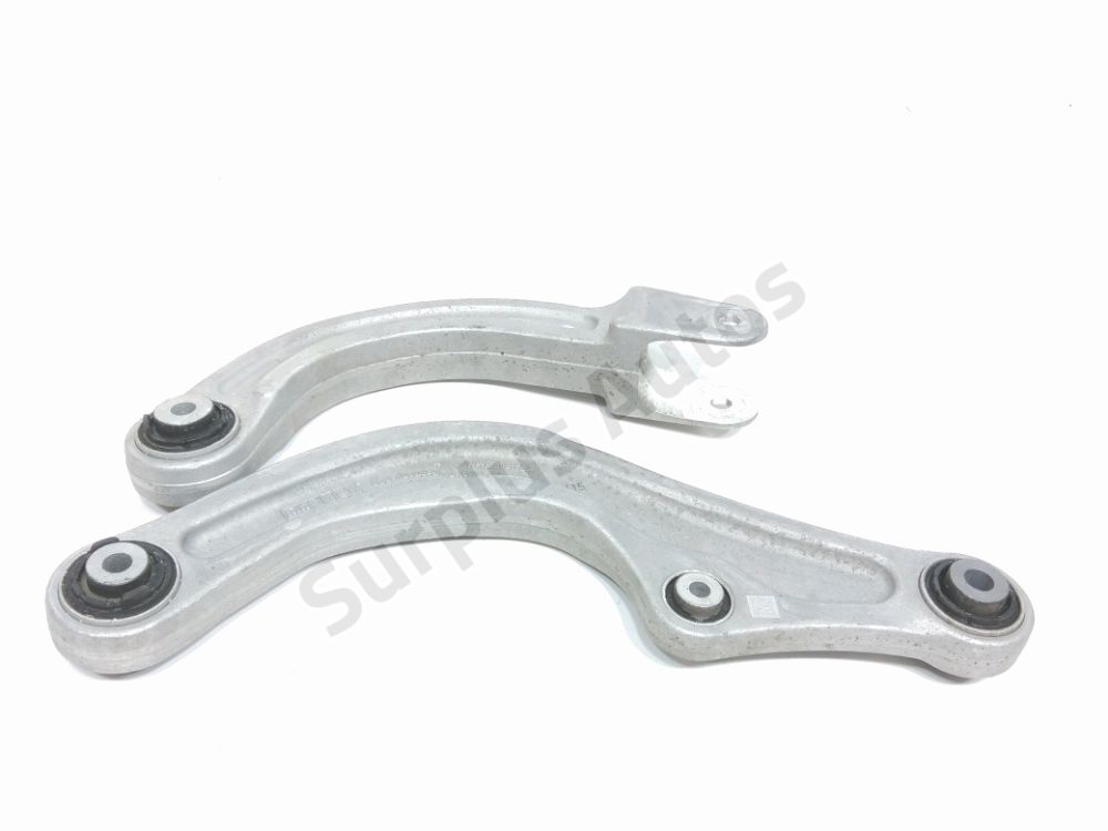 Triangle supérieur arrière gauche