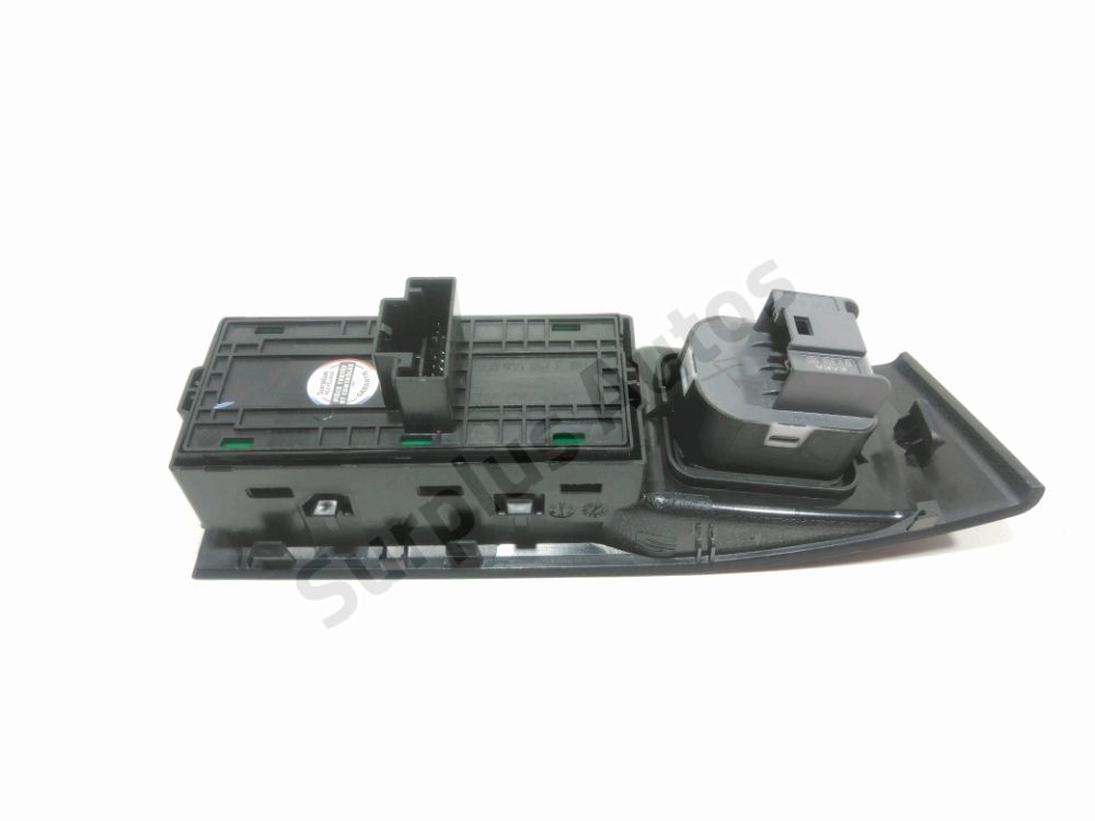 Commande lève-vitre avant gauche