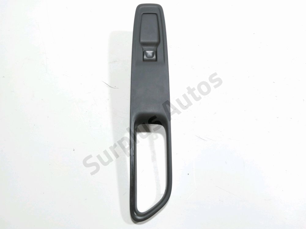 Commande leve-vitre avant droit