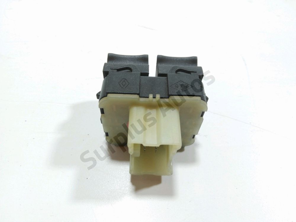 Commande lève-vitre avant gauche