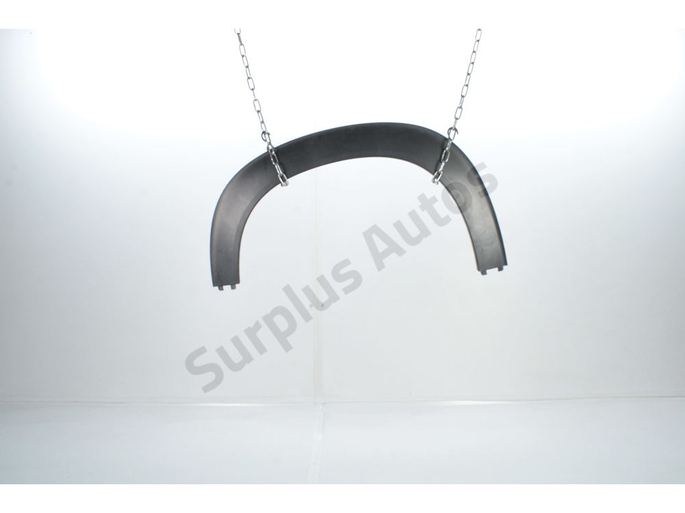 Elargisseur d'aile avant gauche