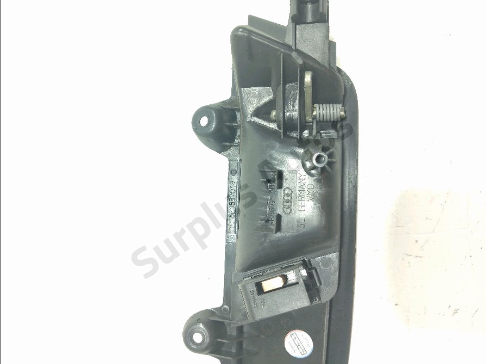 Poignee interieure porte avant gauche