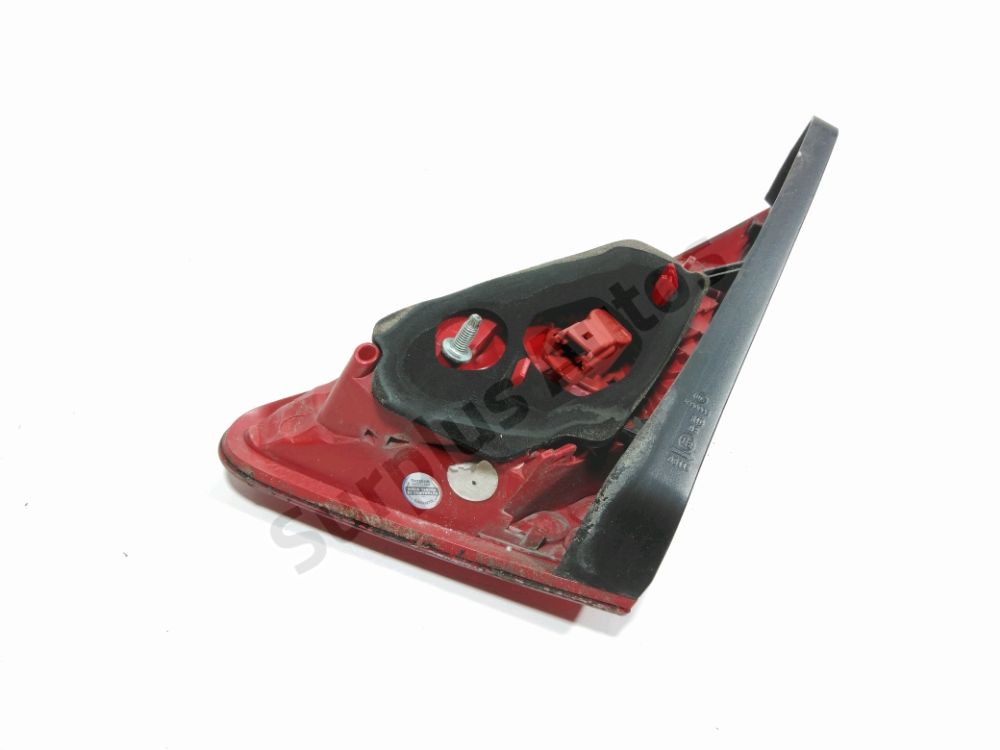 Feu arrière intérieur droit