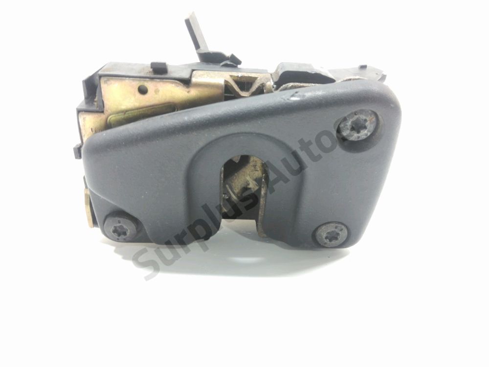 Serrure de porte avant droite