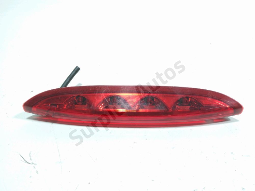 Feu stop supplémentaire