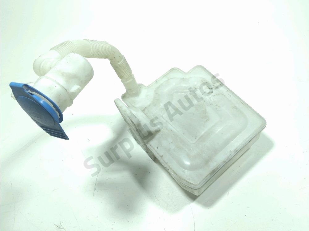 Réservoir de lave glace avant