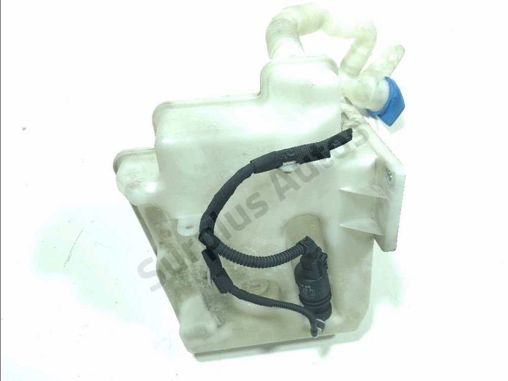 Réservoir de lave glace avant