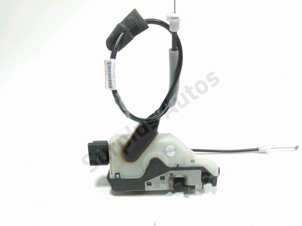 Serrure de porte avant droite