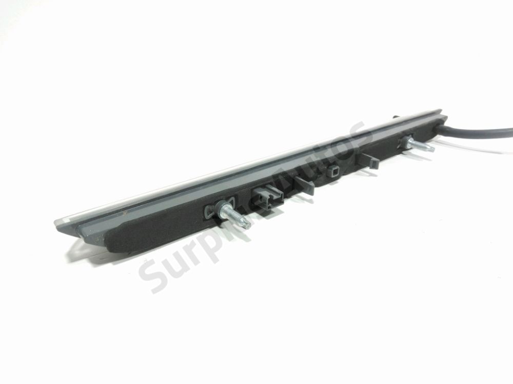 Feu stop supplémentaire