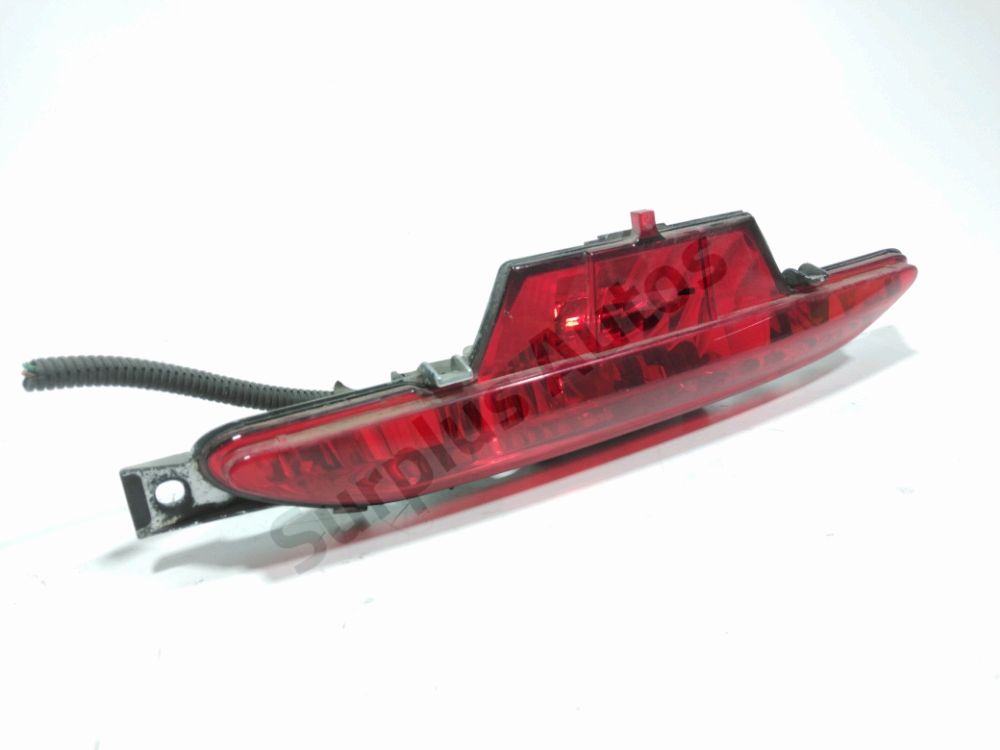 Feu de brouillard arrière central