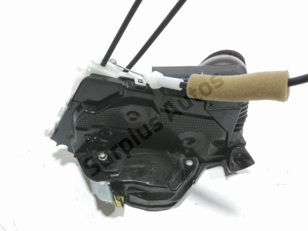 Serrure de porte avant gauche