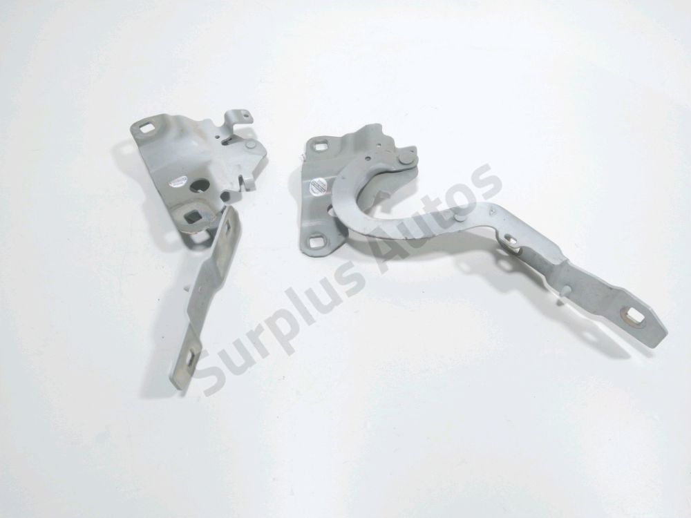 Jeu de charnieres de capot