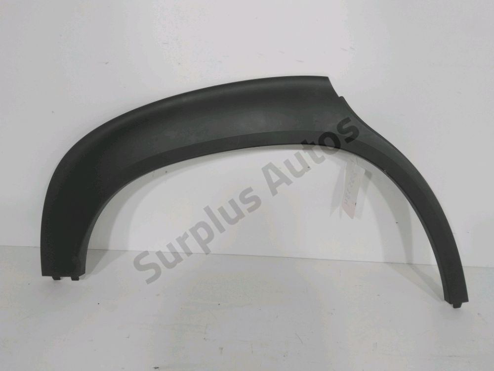 Elargisseur d'aile arrière droit