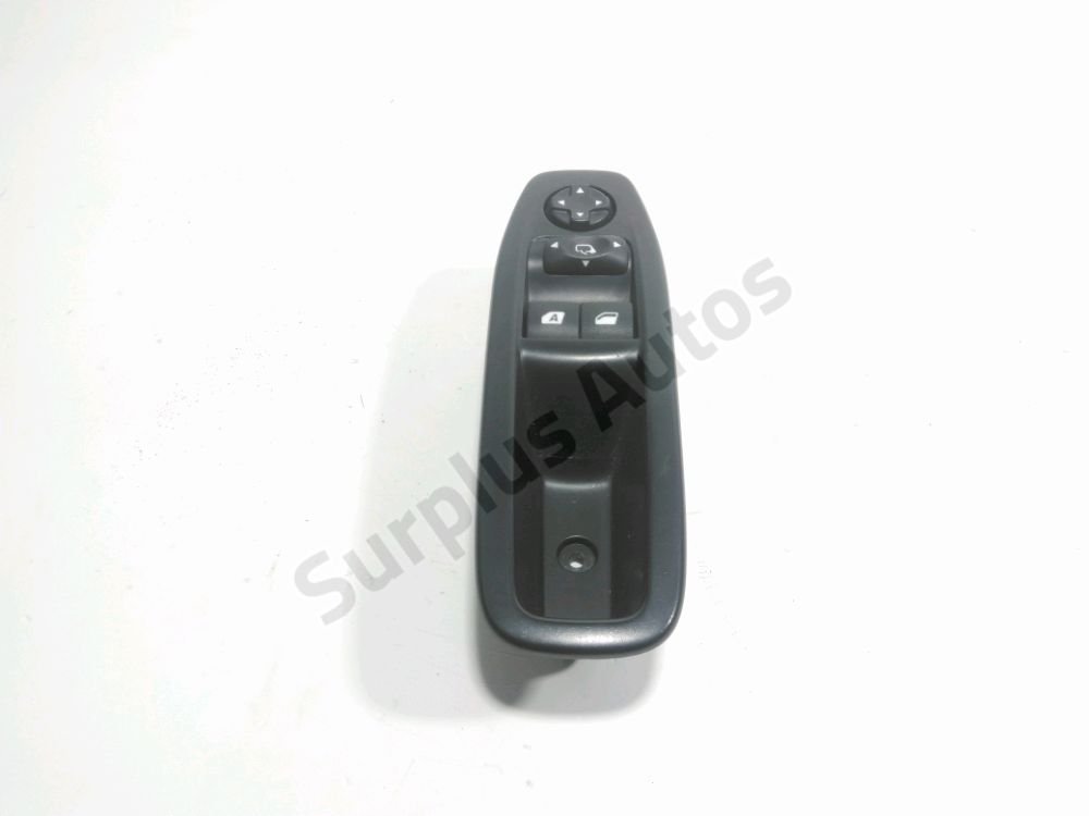 Commande lève-vitre avant gauche