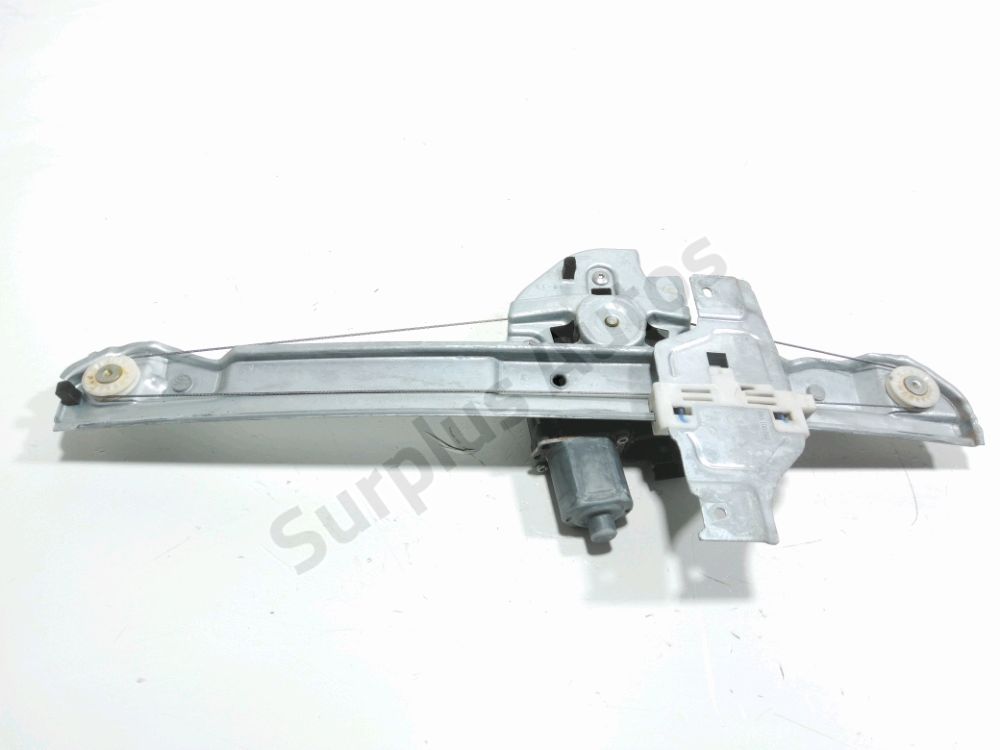 Lève-vitre électrique avant droit