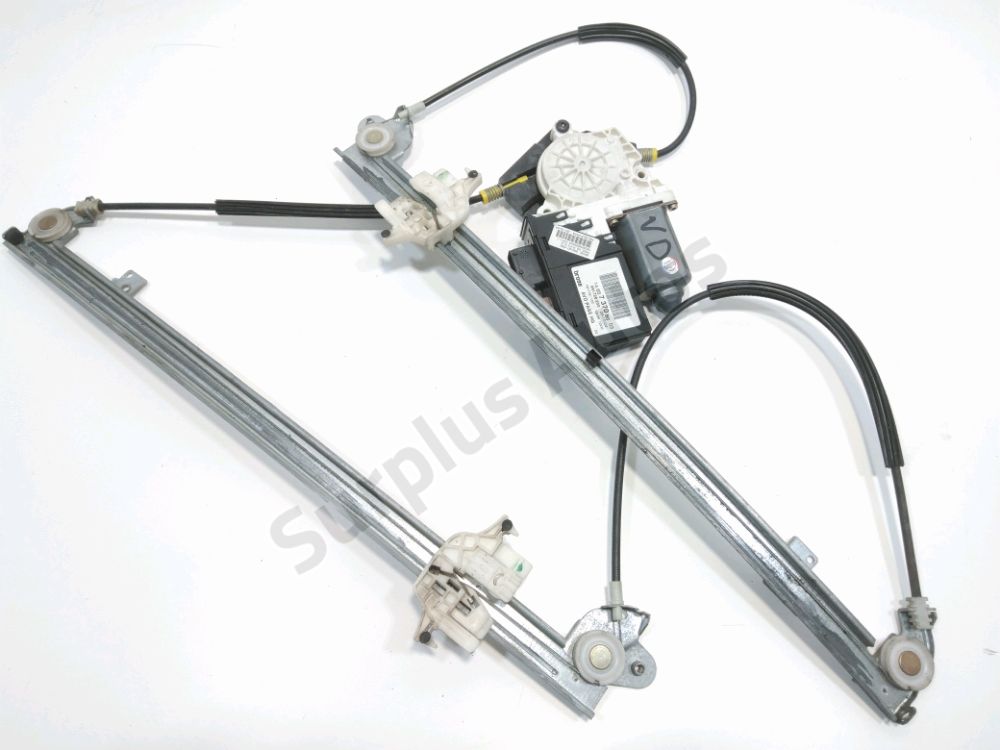 Leve-vitre electrique avant droit