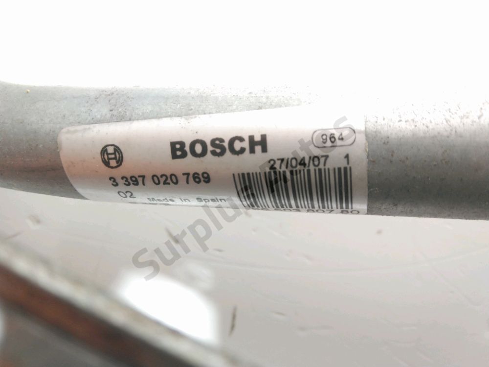 Mécanisme + moteur d'essuie glace avant