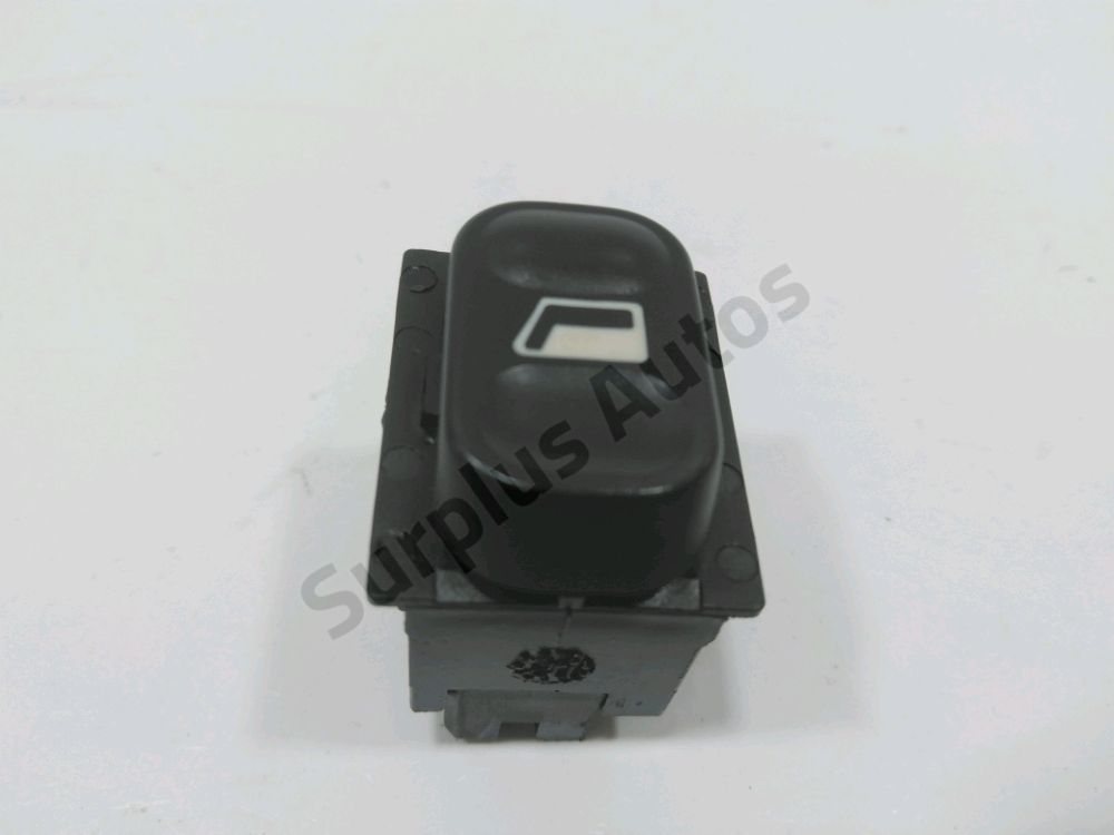 Commande leve-vitre avant droit