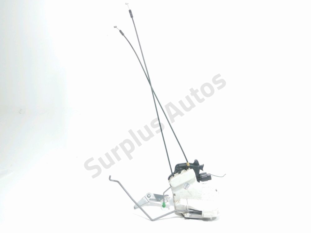 Serrure de porte avant droite