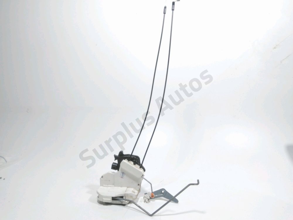 Serrure de porte avant gauche