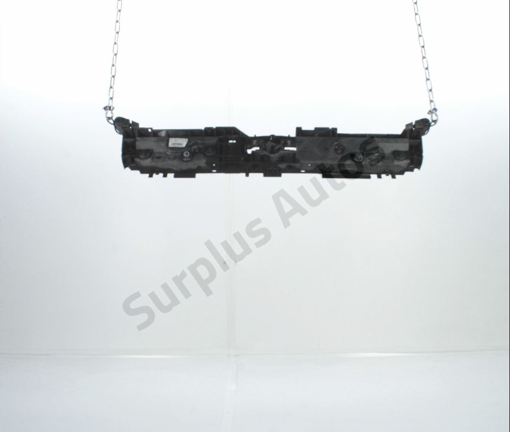 Traverse supérieure armature avant